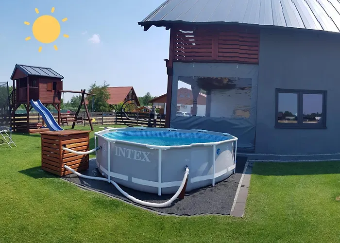 Revela Caloroczne Villa *